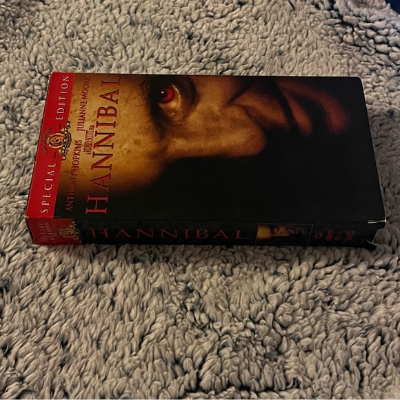 Hannibal (VHS, 2002) Alternate Endings + 10 Minutes Deleted Scenes - Picture 6 of 6